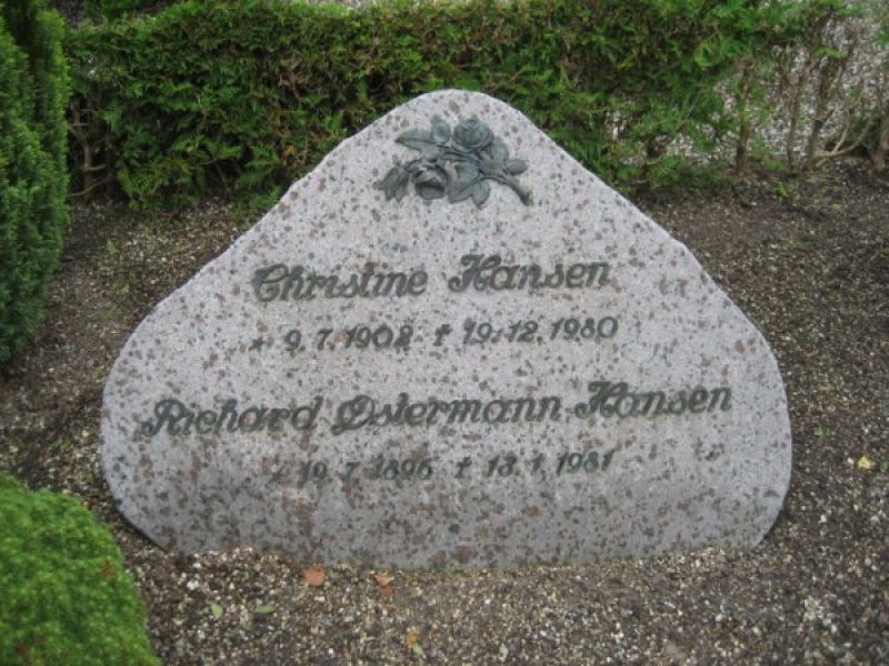 Christine  Hansen  .jpg
